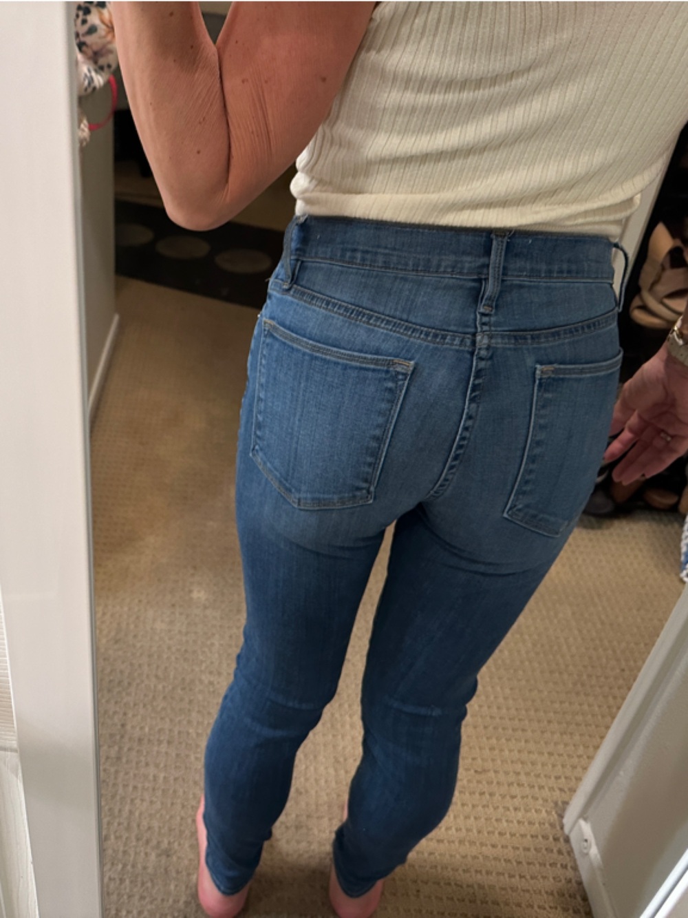 Frame Denim Women's Skinny Jeans in Medium Blue Wash
